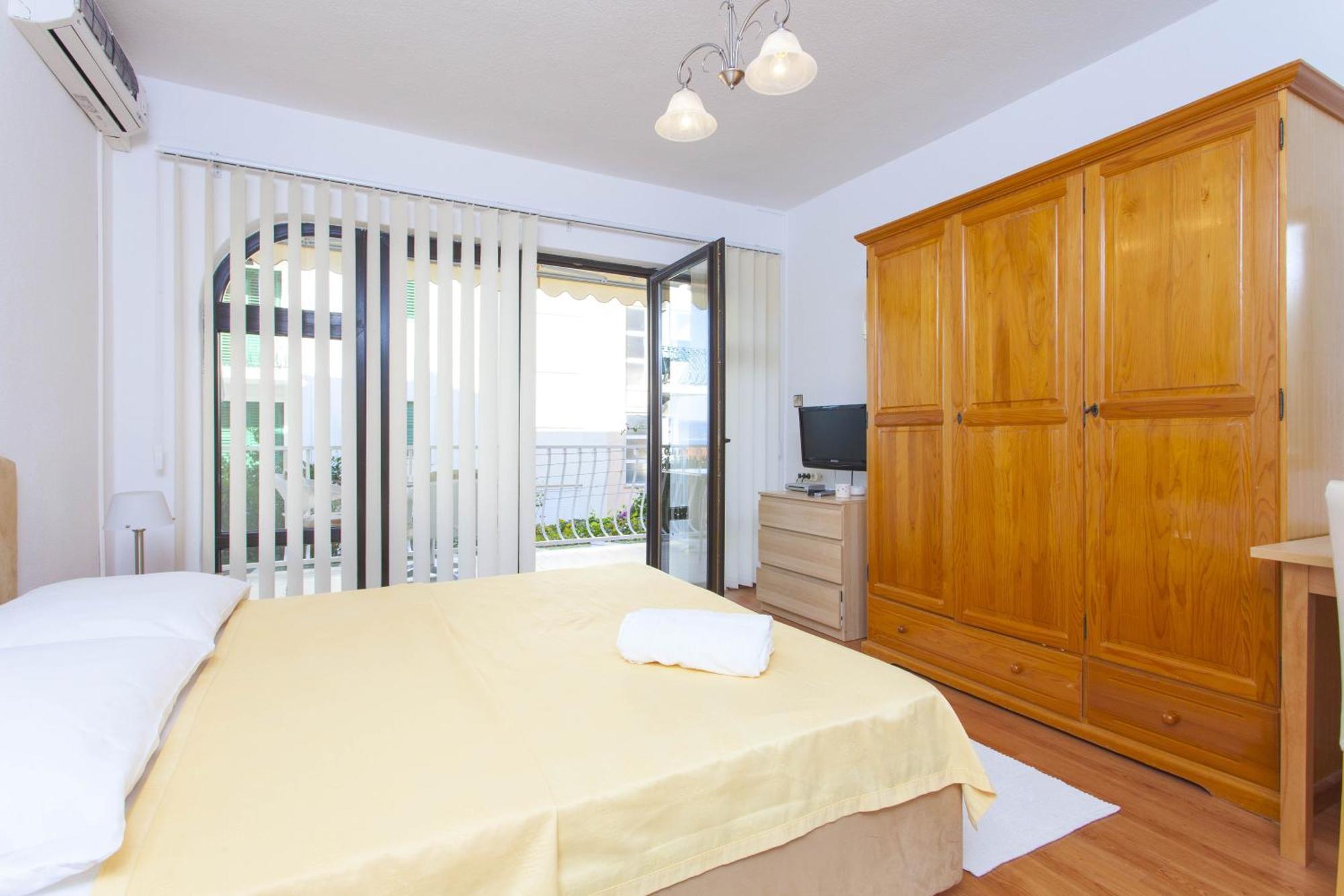 House Bilic Apartment Baska Voda Room photo