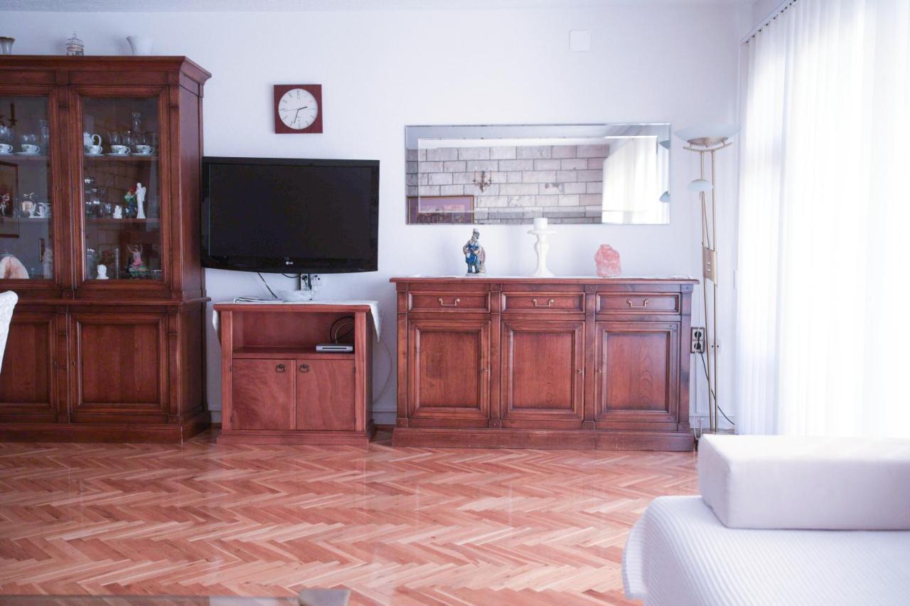 House Bilic Apartment Baska Voda Exterior photo